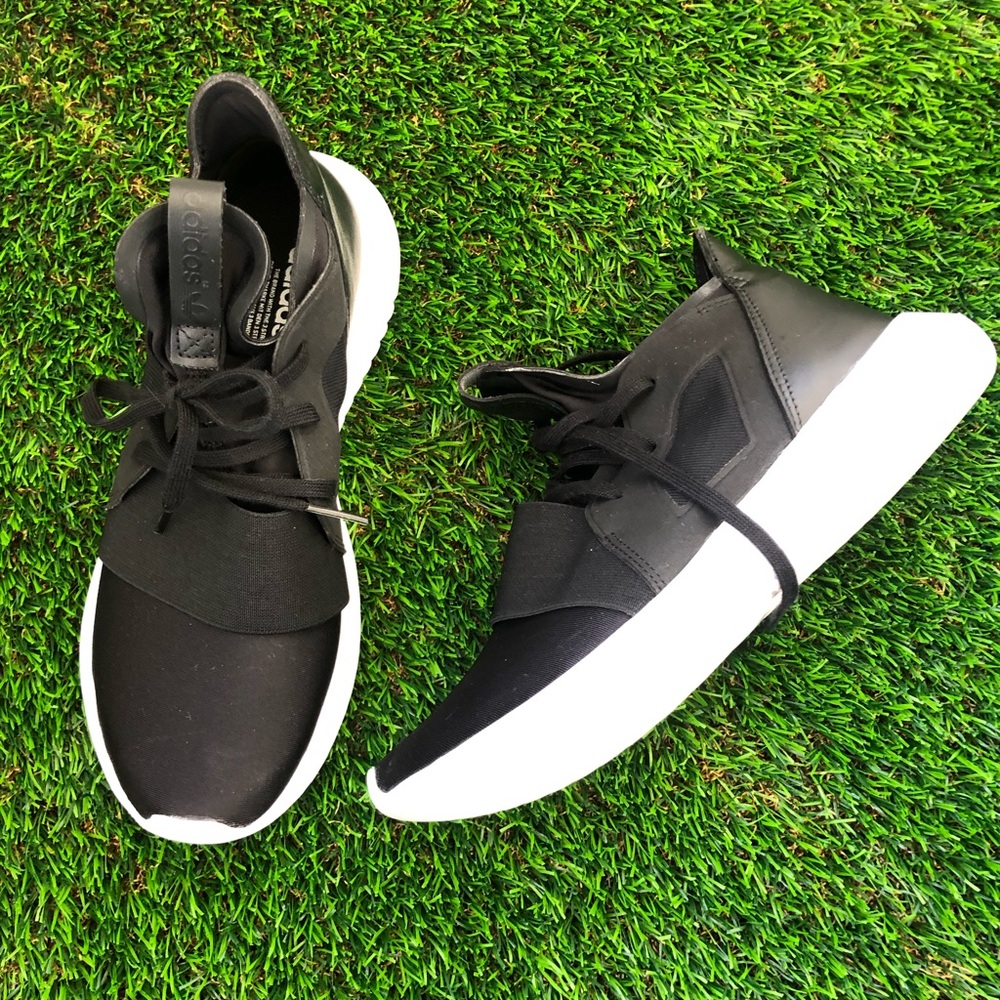 Adidas black sneakers size 7